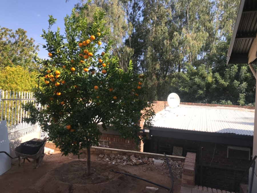 4 Bedroom Property for Sale in Die Rand Northern Cape